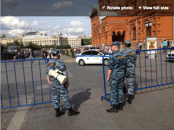 Александровский сад закрыт