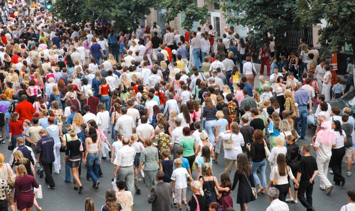 Crowd on a city street, Moscow