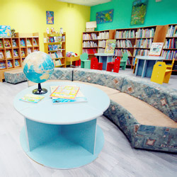 /media/upload/images/kids/2012/cpecproekt_small_cubs/biblioteki/bibl_detskaya.jpg