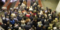 Общественный транспорт и перенаселенность полезны для здоровья