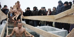 Религия и жизнь: верующие россияне политически активнее атеистов