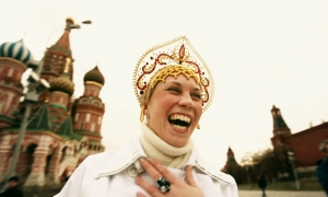 «Мир снова делится на своих и чужих». В Москве открывается фестиваль «2morrow/Завтра»